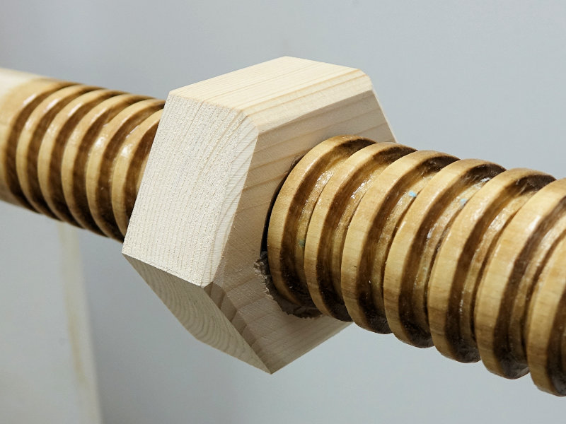 Make A Wooden Nut IBUILDIT.CA